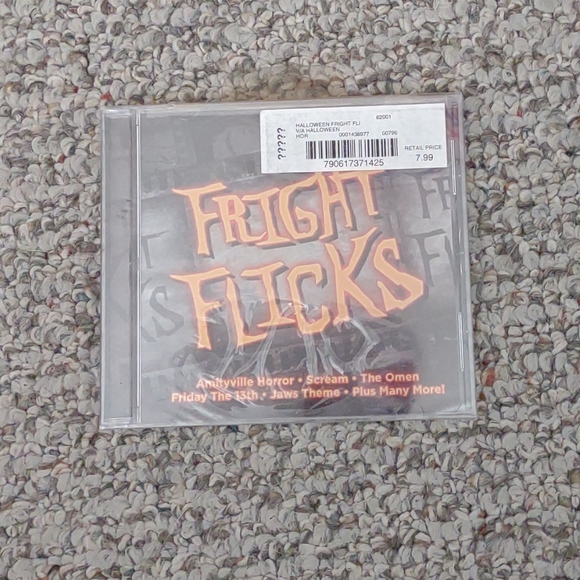 Lot of 2 Halloween CDs- New Fright Flicks & Drew’s Famous Halloween Party Music - Picture 8 of 9